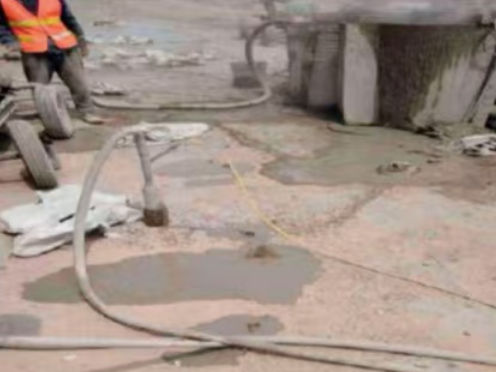 牧野水泥混凝土路面板底注浆技术 路面脱空注浆整治方案